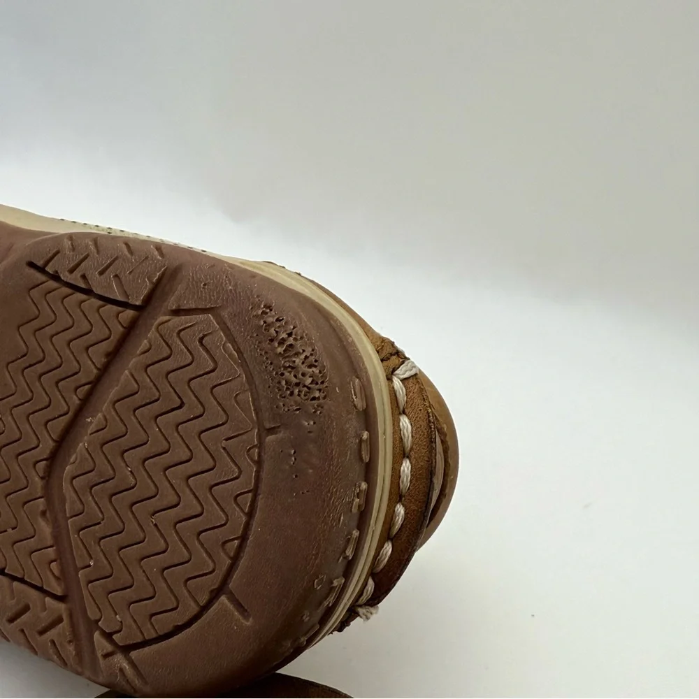 Sperry Tan Leather Boat Shoes Boys Sz 8.5M Preppy School